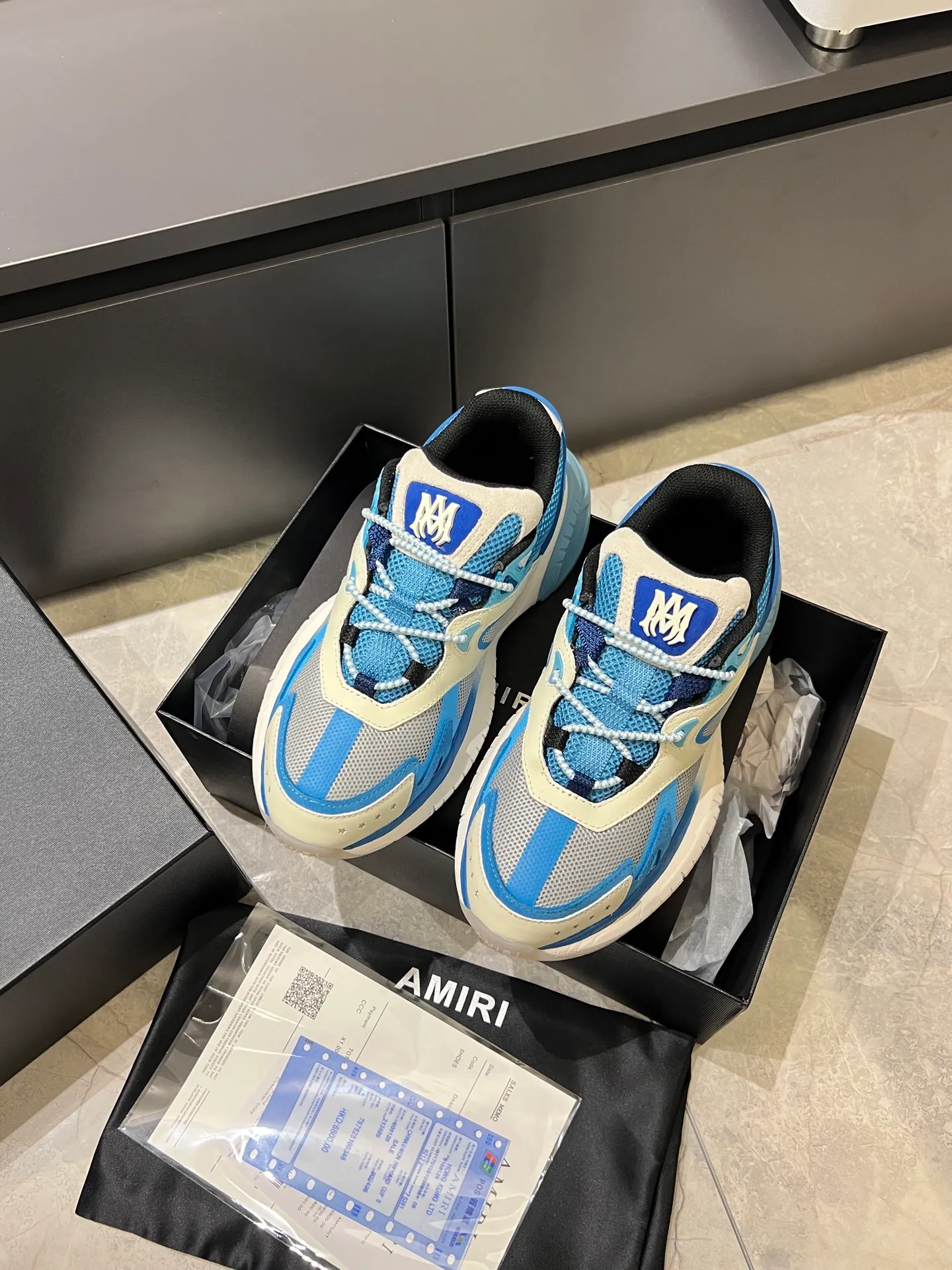 Men's shoes 💰p680 AMIRI's new men's casual sports shoes, made of first-layer cowhide upper and original breathable mesh, rich in three-dimensionality, contrasting color design, simple style, fashionable and sporty, breathable mesh lining, original ultra-light outsole, a must-have item for daily leisure! Size: 38-45!
